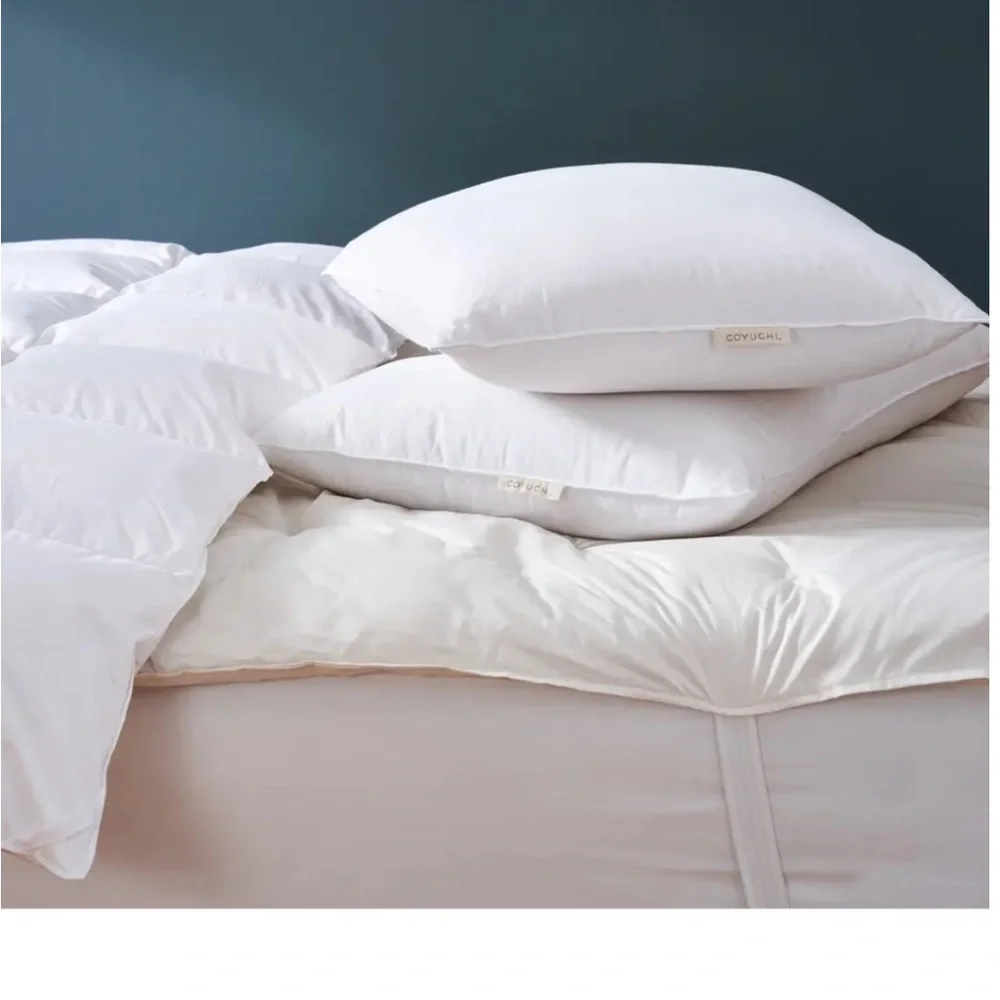 Coyuchi Organic Cotton Pillow Protector, One size is Standard, NWT